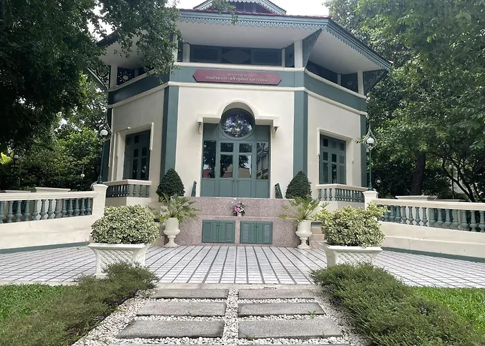 Suan Sunandha Palace Hotel 3*