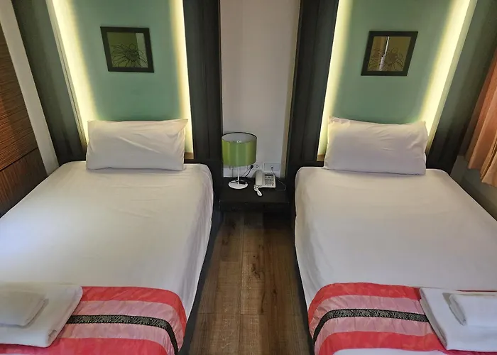 Suan Sunandha Palace 3*