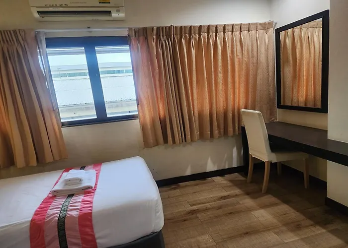 Suan Sunandha Palace Hotel