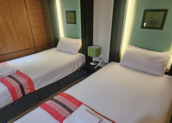 Suan Sunandha Palace Hotel 3*